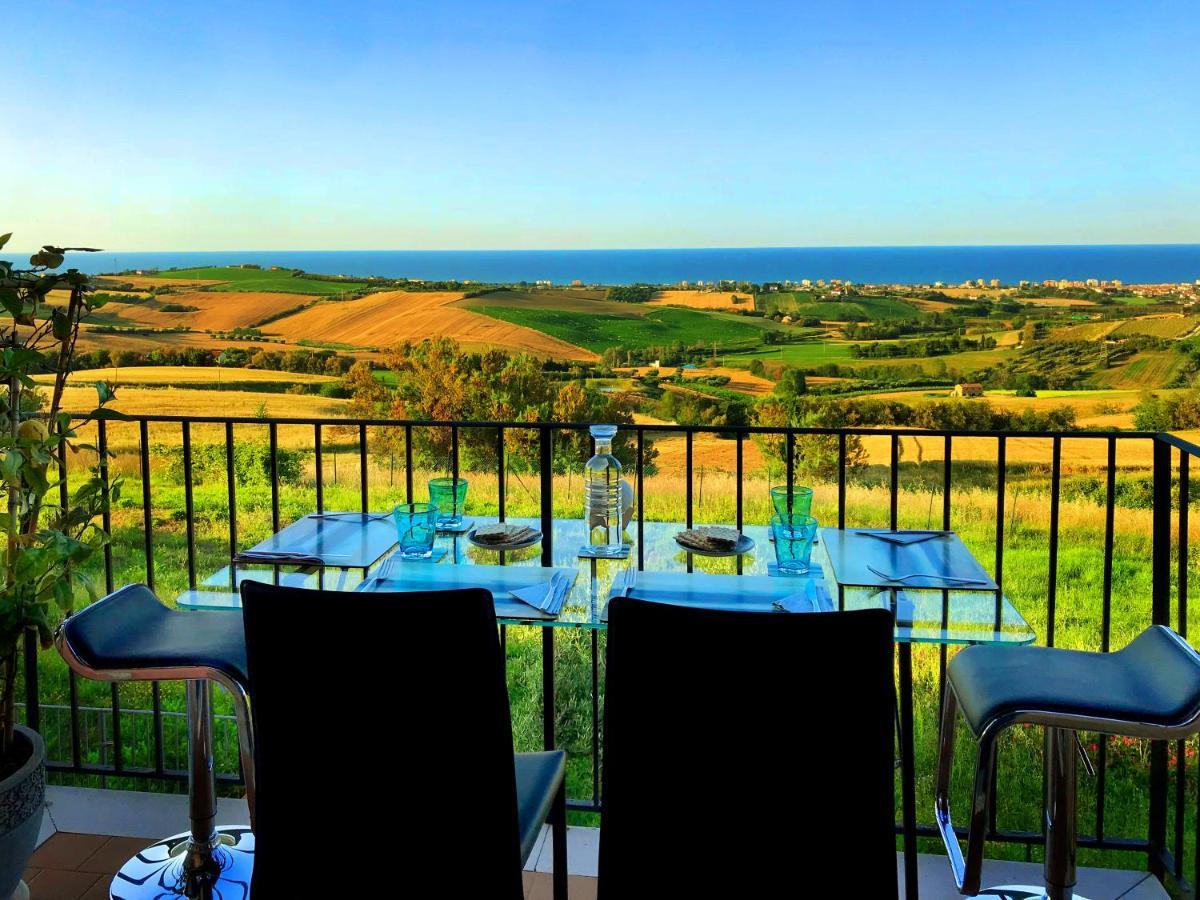 Live Your Dream San Costanzo 外观 照片
