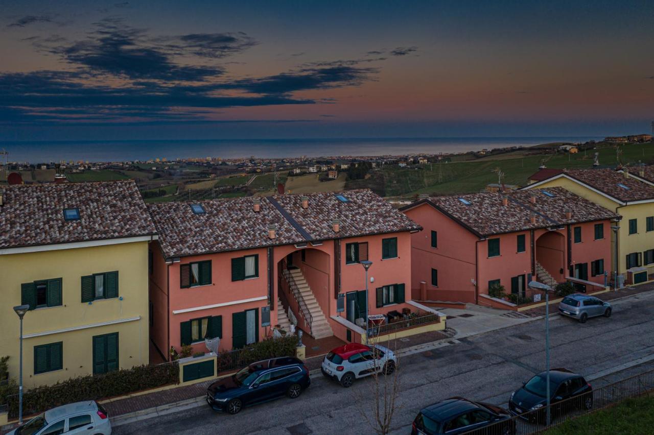 Live Your Dream San Costanzo 外观 照片